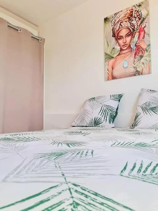 Le Cosy Urbain Lejlighed Fort-de-France 0*,